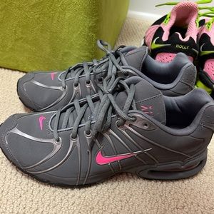 Women’s Nike Airmax Sneakers